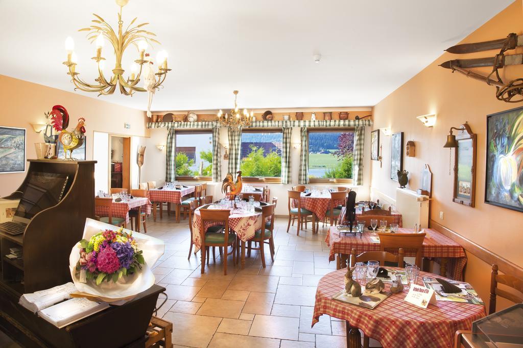 Hotel-Restaurant Le Lac Malbuisson Exterior photo